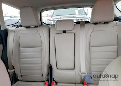 2018 Ford Escape Sel z USA, uszkodzony, nr VIN 1FMCU9HD6JUD08244